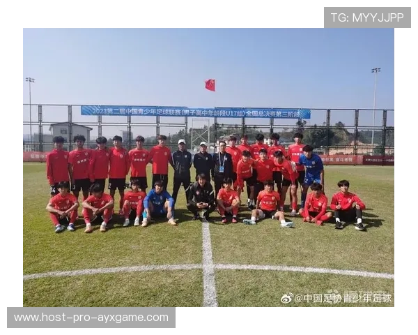 足球联赛在青训扶持中推动俱乐部与学校联动建立长期培养机制，足球青训和学校合作协议